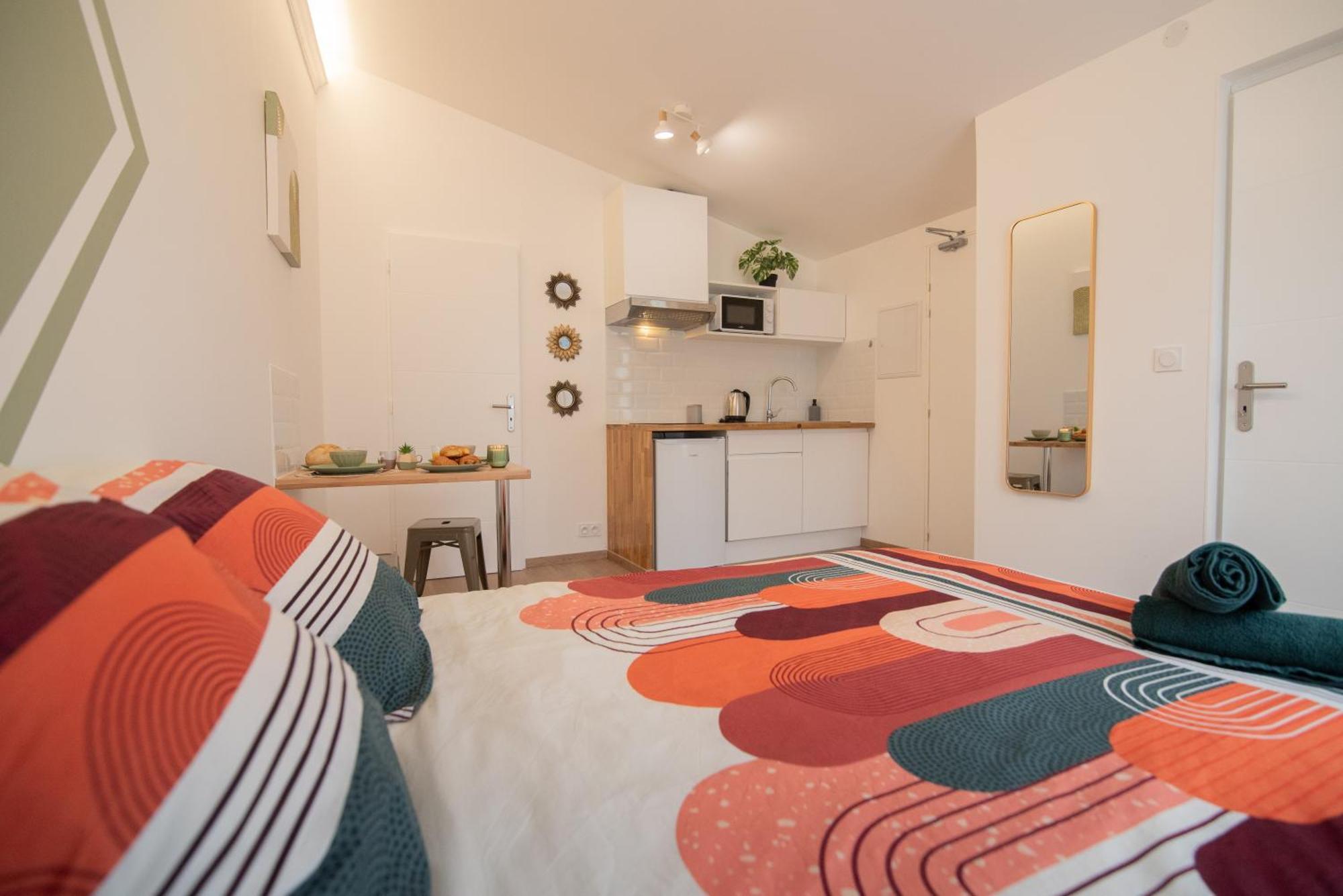 Tout Confort ! Ville, Climatisation, Parking, Wifi, Calme, Tv Carcassonne Eksteriør billede