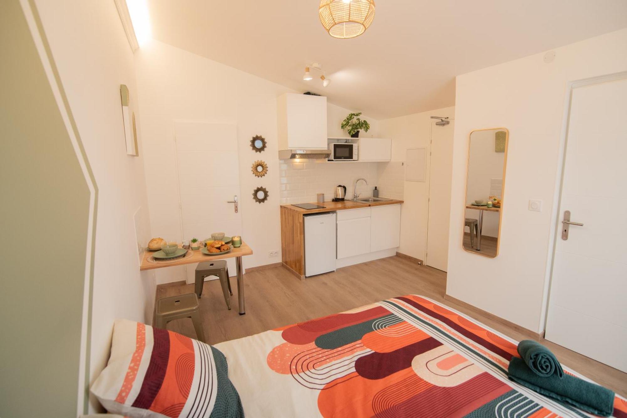 Tout Confort ! Ville, Climatisation, Parking, Wifi, Calme, Tv Carcassonne Eksteriør billede