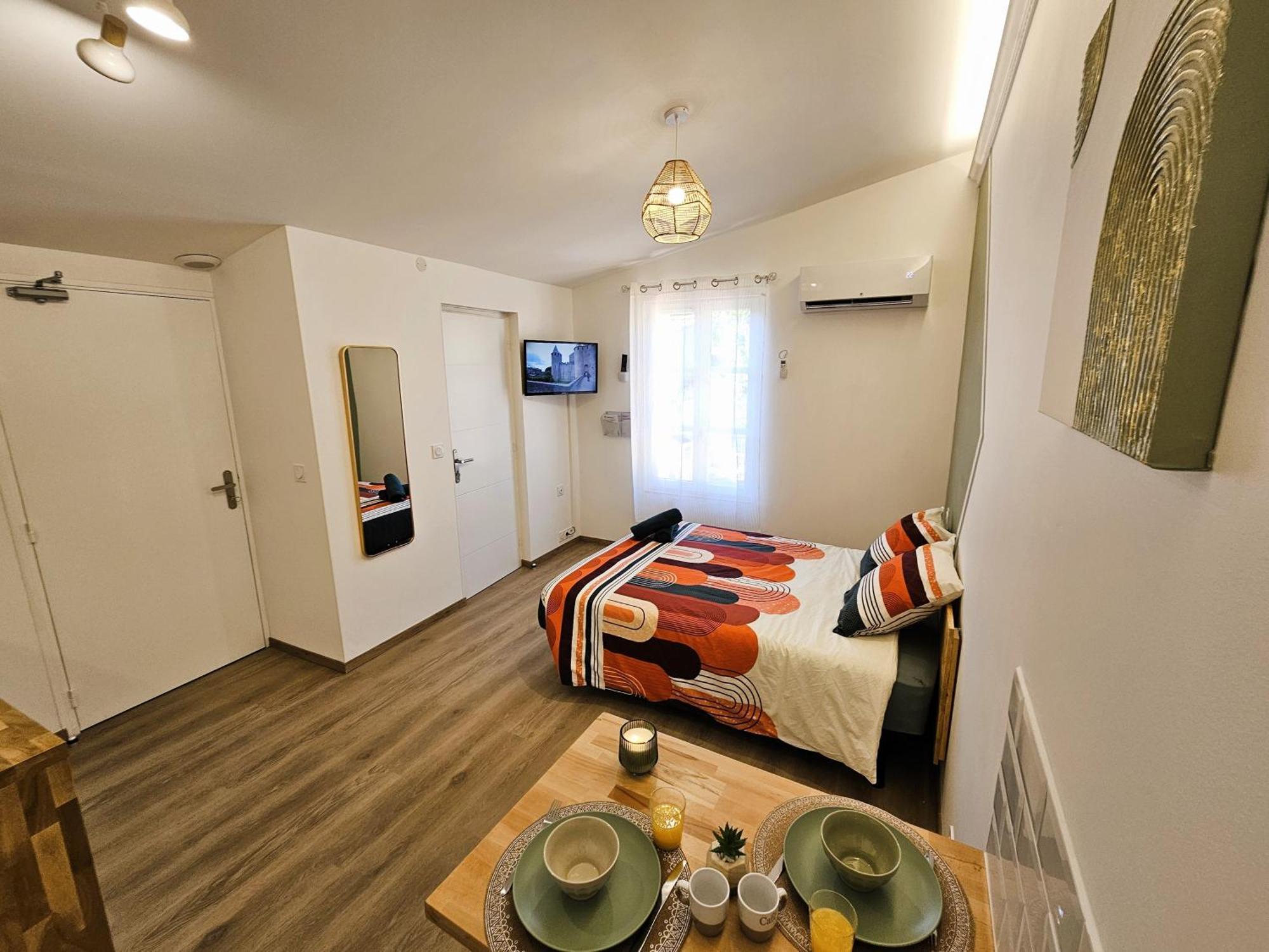 Tout Confort ! Ville, Climatisation, Parking, Wifi, Calme, Tv Carcassonne Eksteriør billede